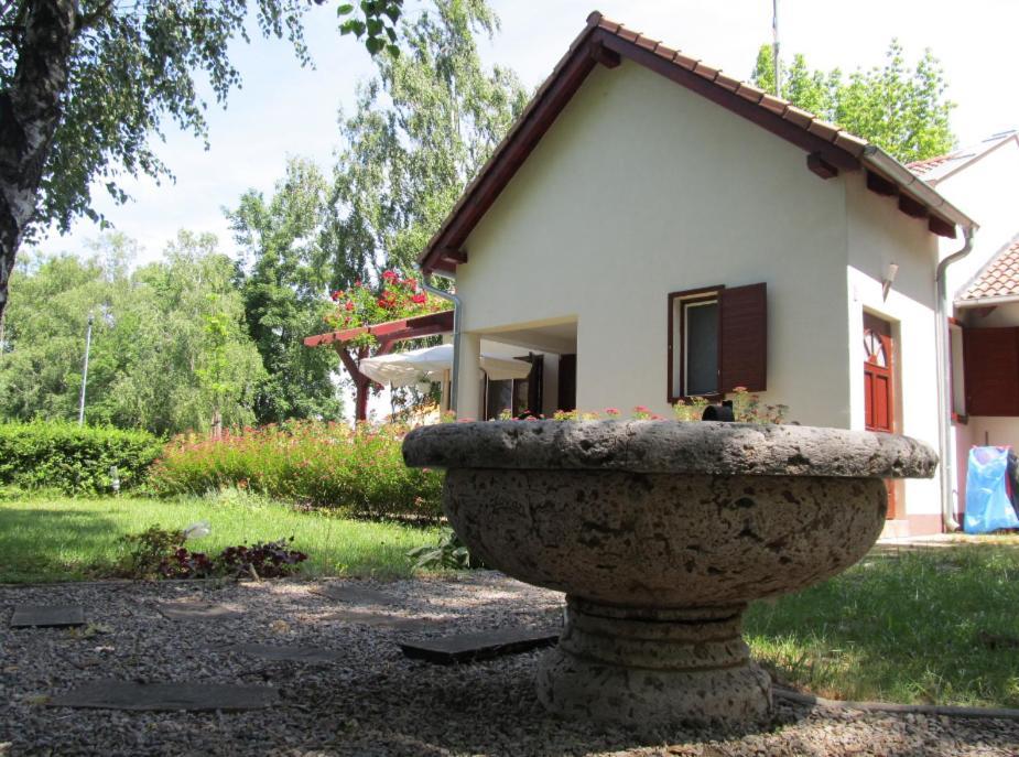 Villa Patio Buitenkant foto